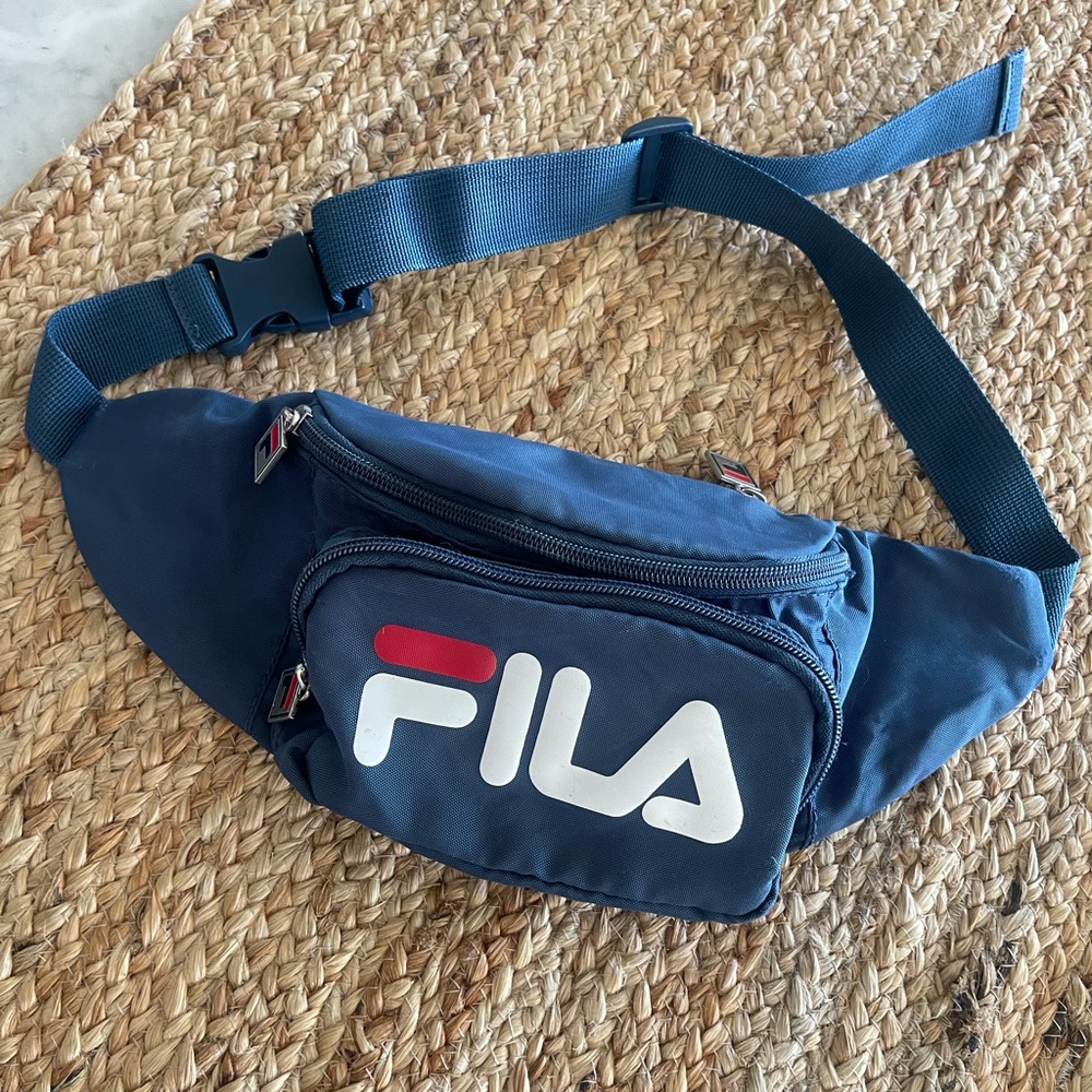 FILA Belt Bag Fanny Pack Blue Unisex Adjustable With 3 Zipper Pouches